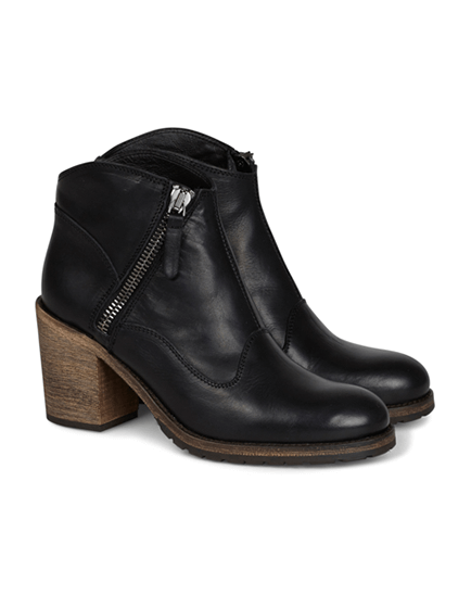 Belstaff Radcot Ladies Leather Biker Boots Black - Front View