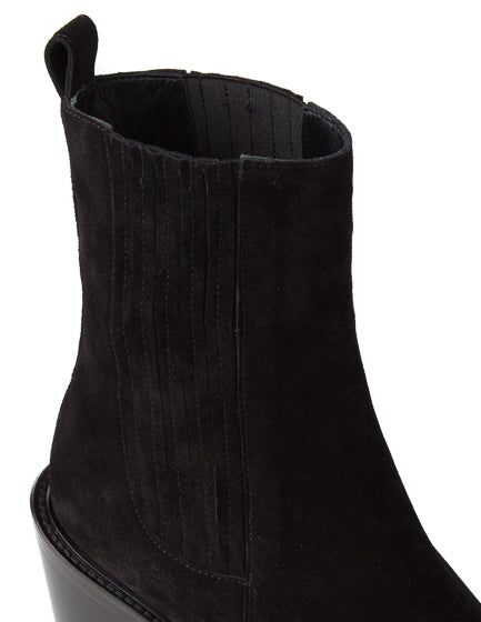 Belstaff Hannalee Ladies Suede Boots Black - Close Up Detail