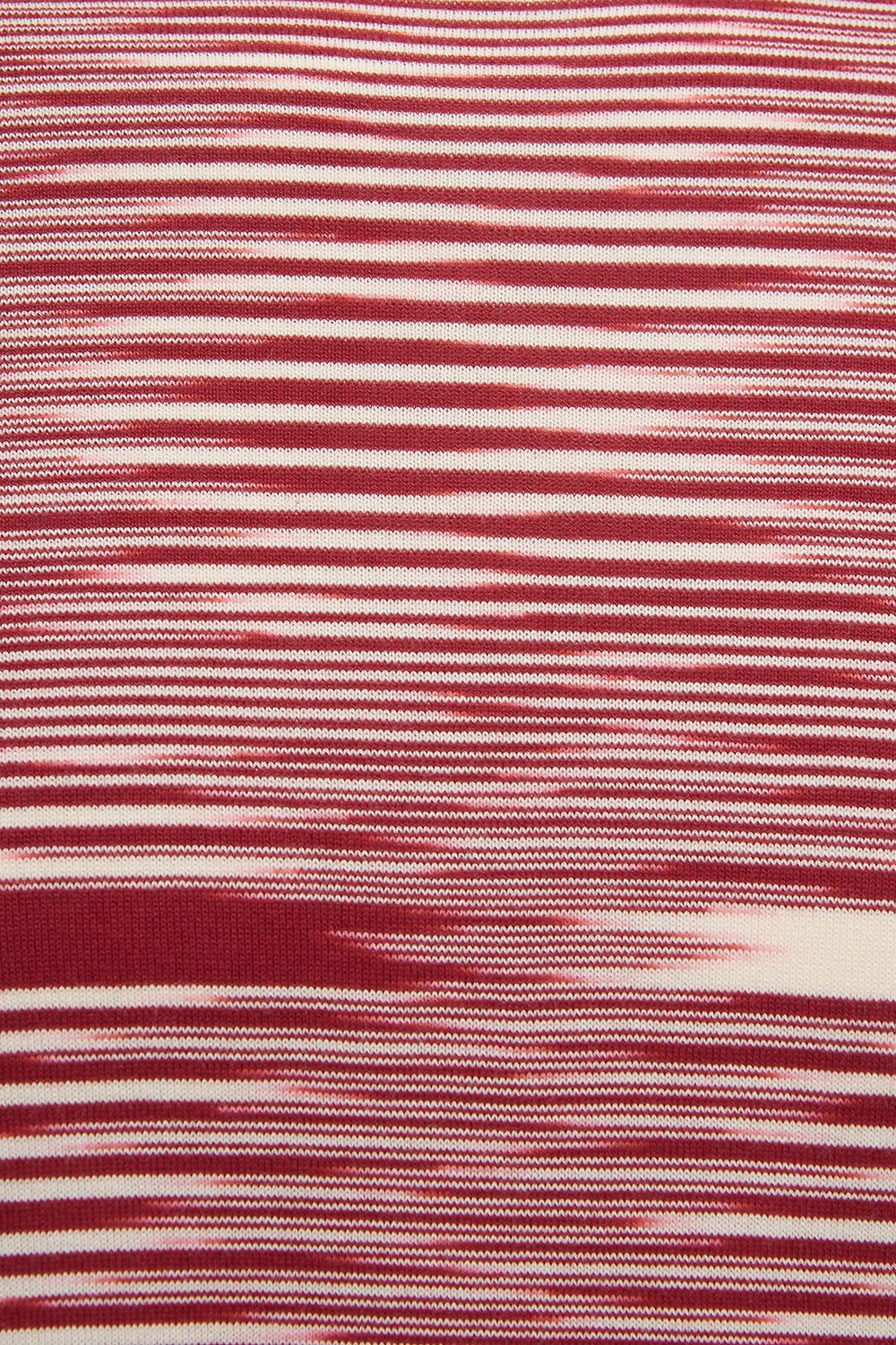 Missoni Men’s Space-dyed Stripe Top Red - Close Up Pattern