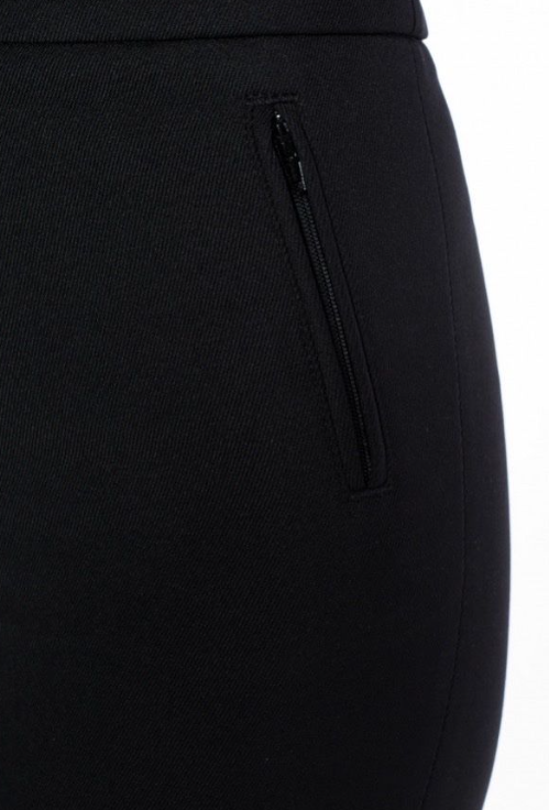 Moncler Women’s Fitted Stirrup Leggings Black - Close Up Pocket